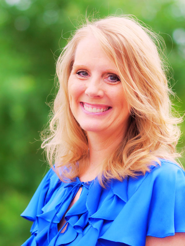 Darci Steiner Headshot