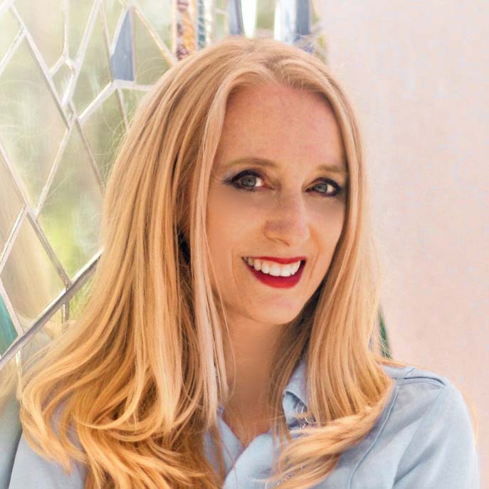 Annette Chesney Headshot Narcissistic Abuse